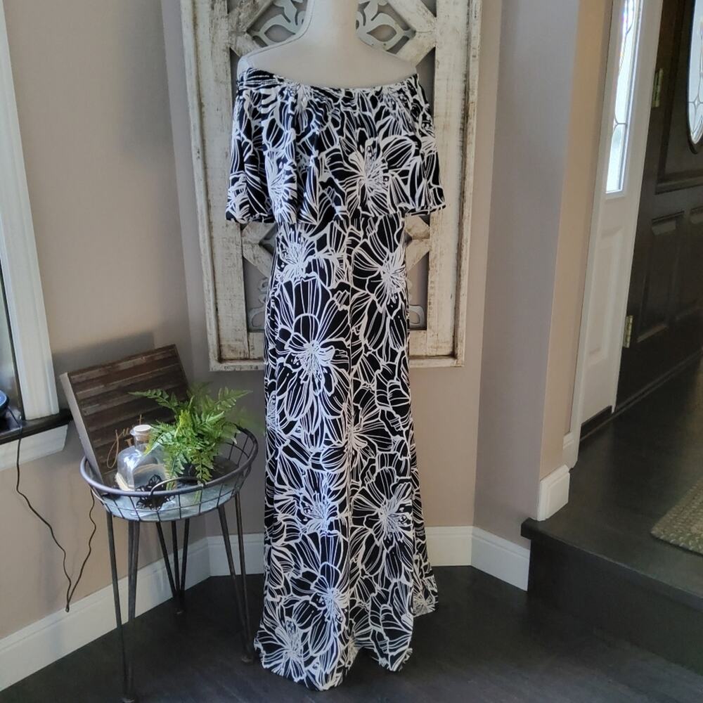 Ellen Weaver Women's Off-The-Shoulder Puff Maxi Dress in Black & White Floral